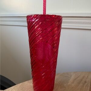 NEW Starbucks Christmas Holiday 2024 Red Swirl 24 Oz Venti Cold Cup Tumbler